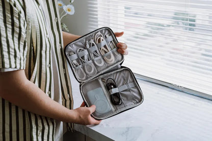 Travel Cable Organiser (Large), 2 Compartments, Portable Tech Accessory Case, Technology Organiser Travel Bag, Cord Management